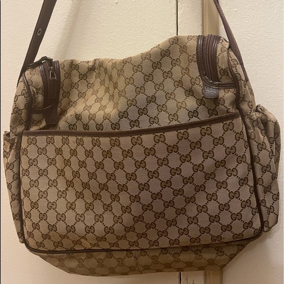 Brown Gucci diaper bag - Picture 2 of 3